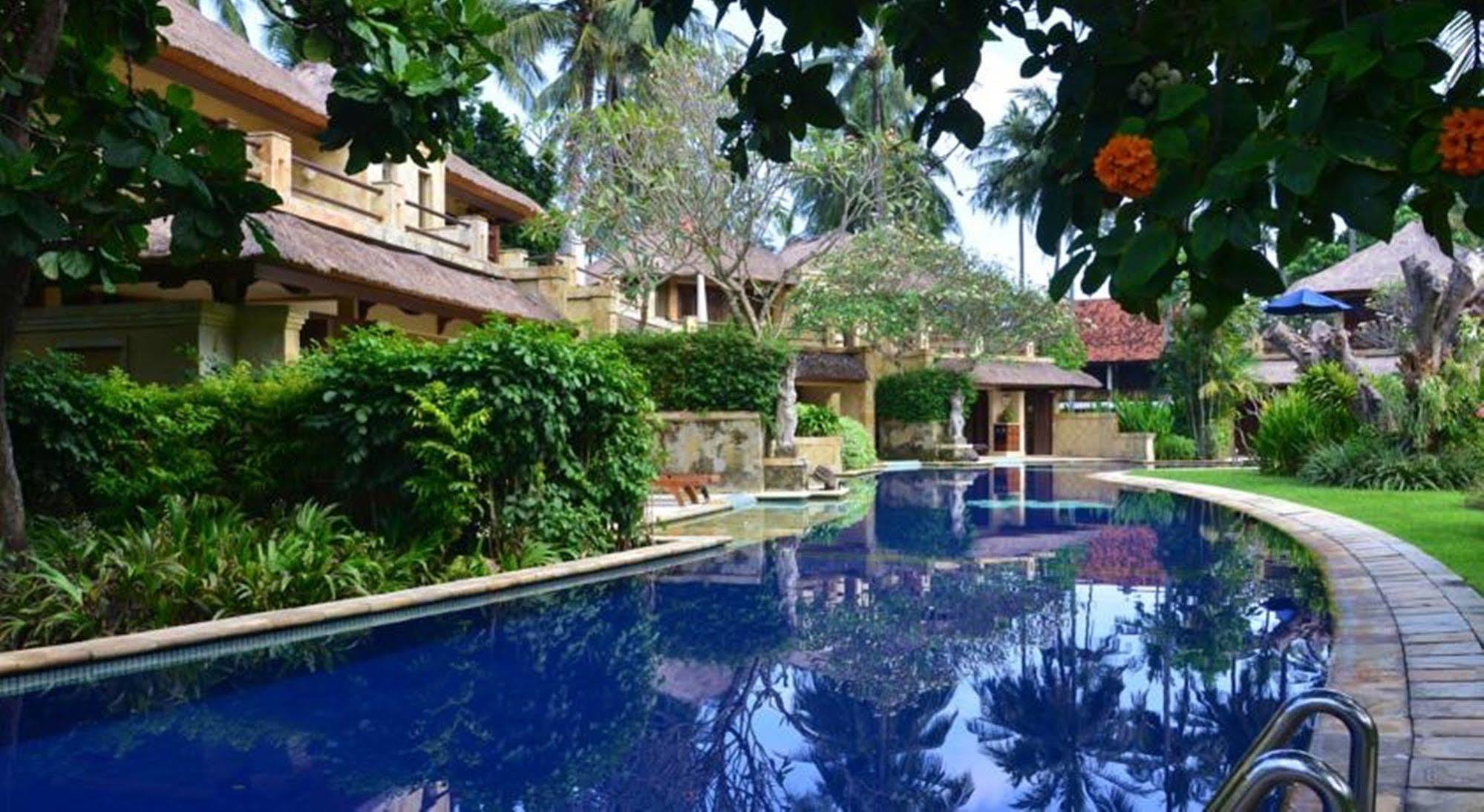Pool Villa Merumatta Senggigi Exterior foto